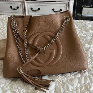 Gucci tan hobo tote